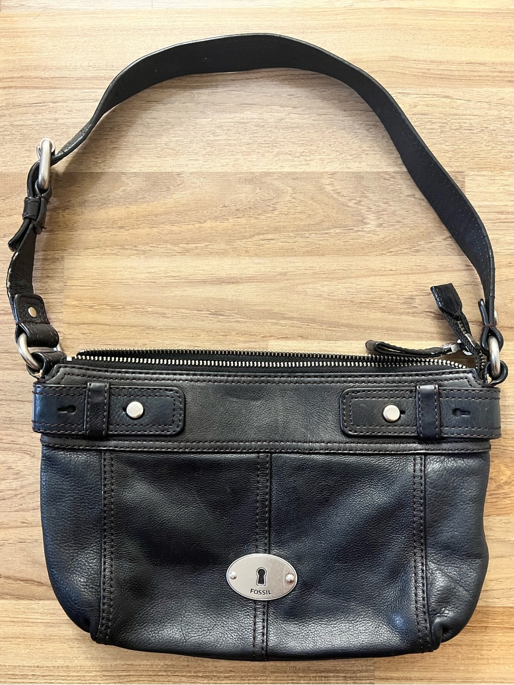 Fossil Black Leather Shoulder Bag with Silver Hardware
